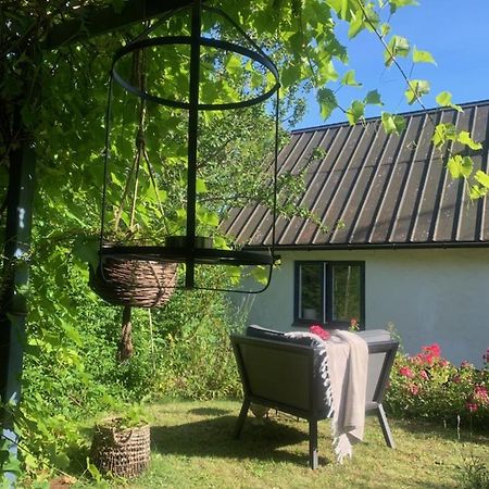 Millans Dockhus Villa Onslunda ภายนอก รูปภาพ